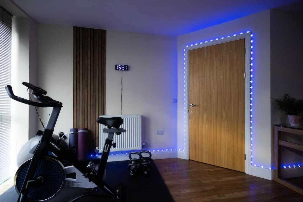 The Wellness Lodge- Gym, Table Tennis, Cinema, Parking And More! บาธ ภายนอก รูปภาพ