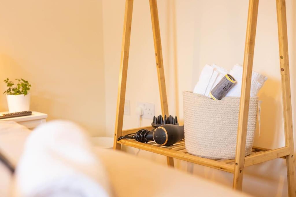 The Wellness Lodge- Gym, Table Tennis, Cinema, Parking And More! บาธ ภายนอก รูปภาพ